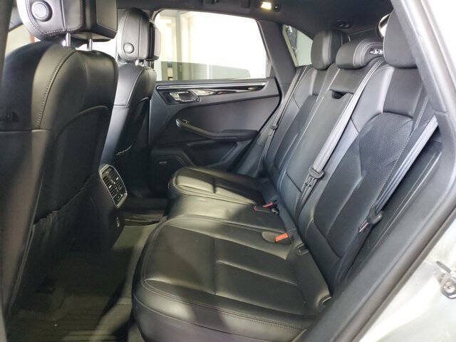 2017 Porsche Macan S