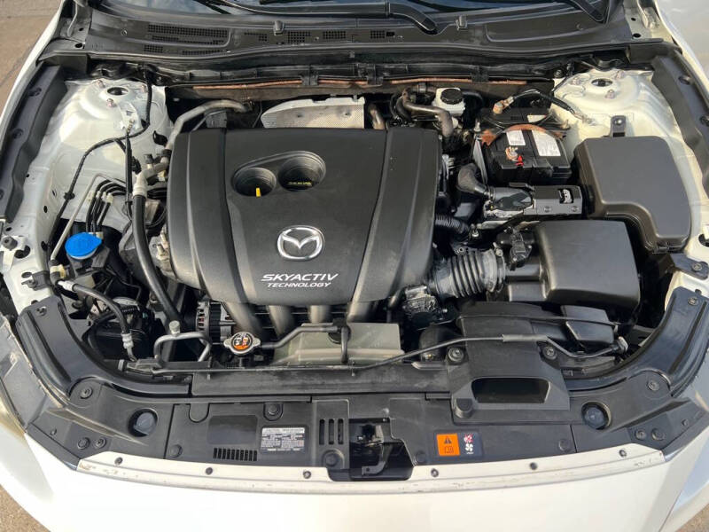 2016 Mazda MAZDA3 i Sport