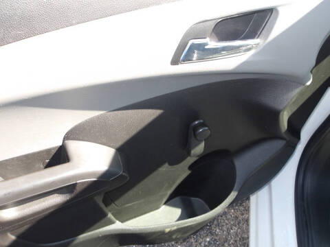 2012 Chevrolet Sonic LS