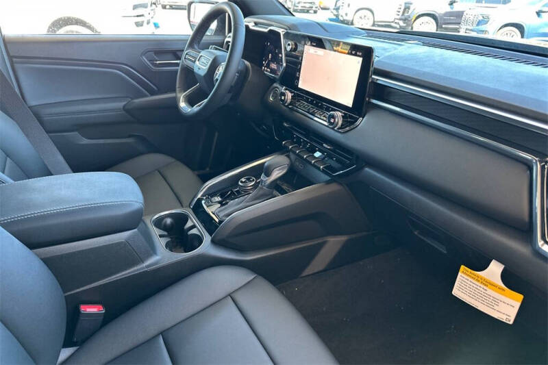 2025 GMC Canyon Elevation