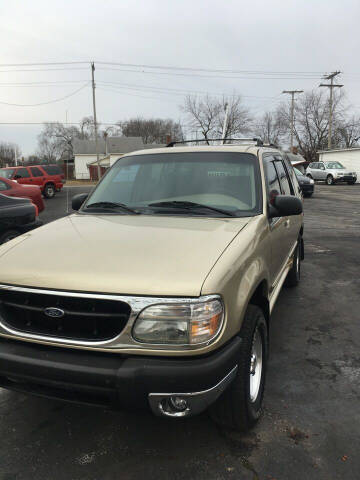 1999 Ford Explorer for sale at Mike Hunter Auto Sales in Terre Haute IN