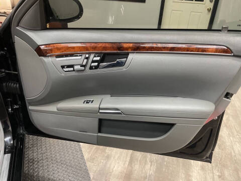 2007 Mercedes-Benz S-Class S 550