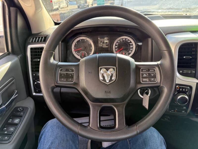 2019 RAM Ram 1500 Classic null photo 15