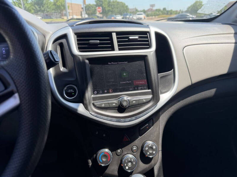 2020 Chevrolet Sonic LT
