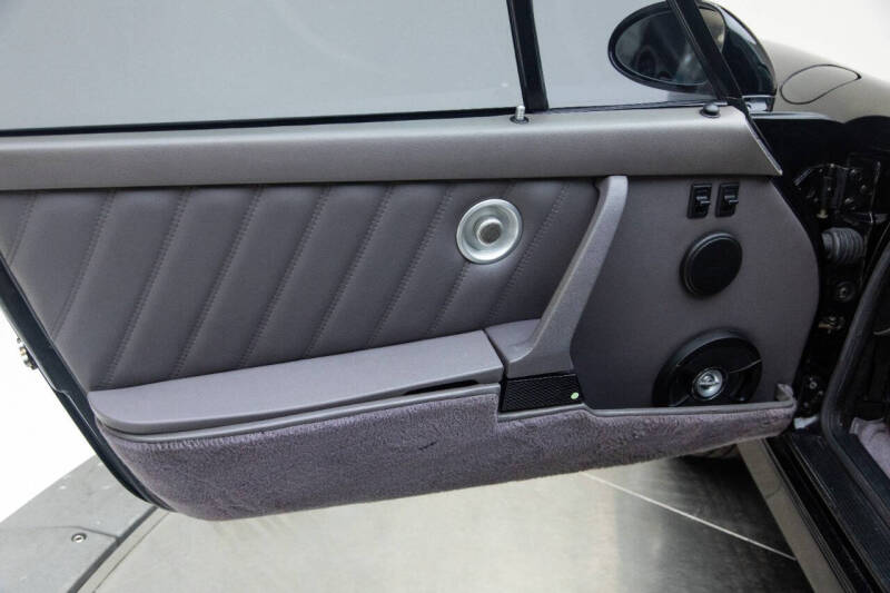 1991 Porsche 911 Carrera 2