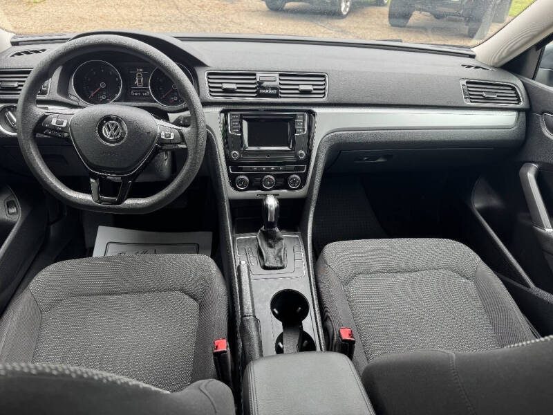 2018 Volkswagen Passat 2.0T S