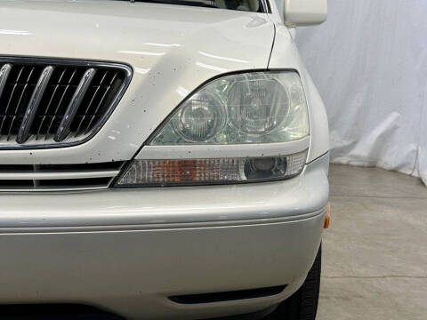 2003 Lexus RX 300