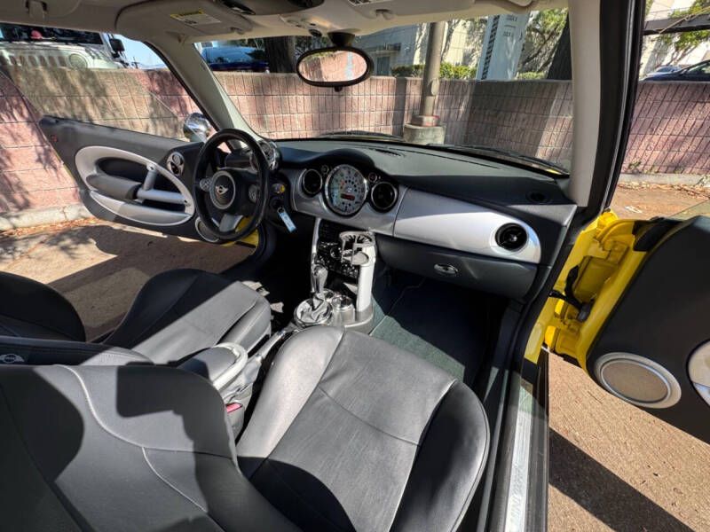 2006 MINI Cooper