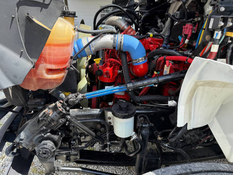 2020 International MV607