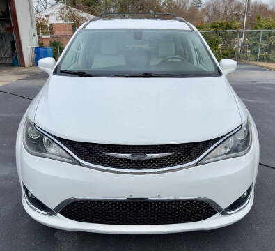 2017 Chrysler Pacifica Touring Plus