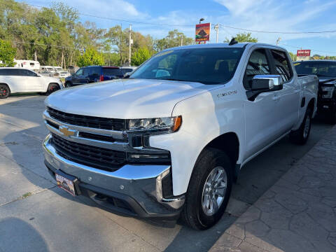 2019 Chevrolet Silverado 1500 for sale at Azteca Auto Sales LLC in Des Moines IA