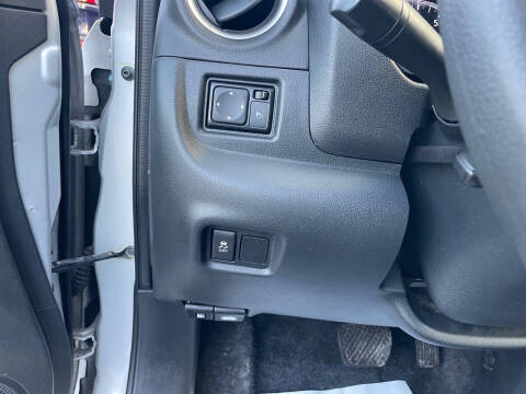 2018 Nissan Versa SV