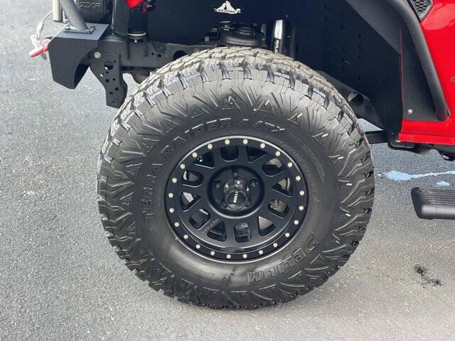 2021 Jeep Gladiator Willys