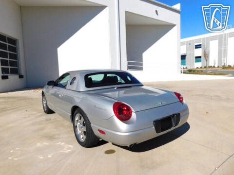 2005 Ford Thunderbird Deluxe
