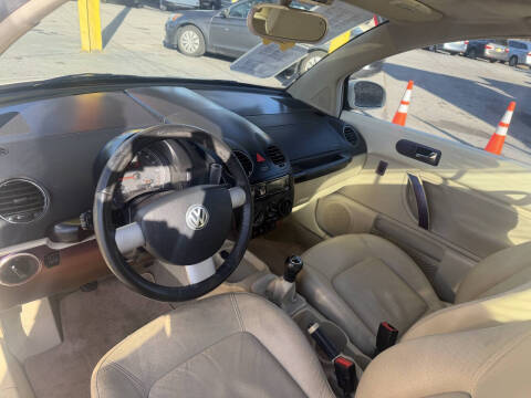 2006 Volkswagen New Beetle 2.5