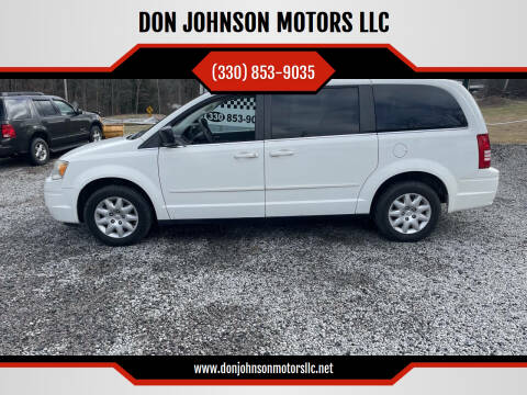2010 Chrysler Town and Country for sale at DON JOHNSON MOTORS LLC in Lisbon OH
