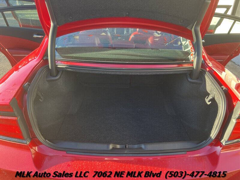 2011 Dodge Charger R/T Max