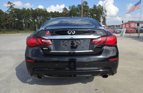 2015 Infiniti Q70 3.7