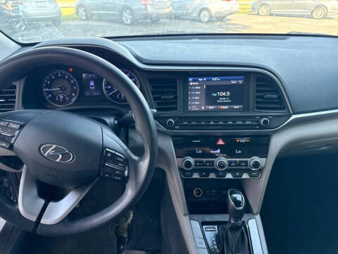 2020 Hyundai Elantra