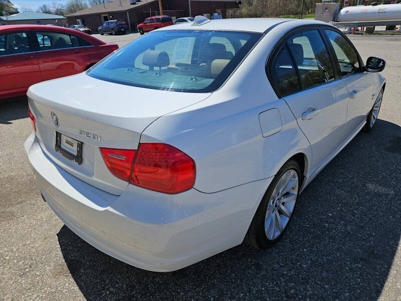 2011 BMW 3 Series for sale at DANGO AUTO SALES in HOWARD CITY, MI