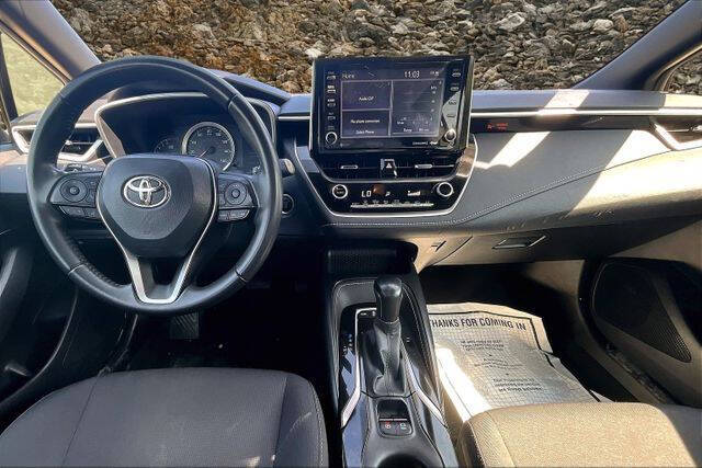 2022 Toyota Corolla Hatchback SE