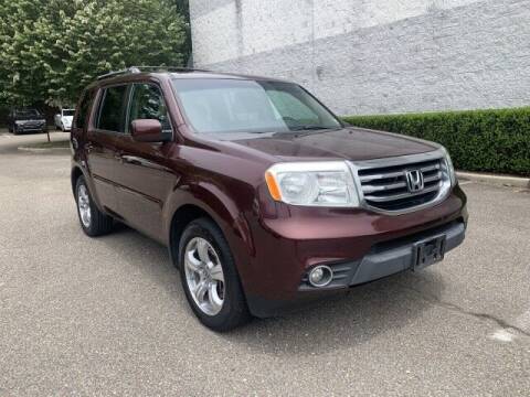 2012 Honda Pilot for sale at Select Auto in Smithtown NY