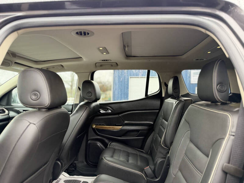 2017 GMC Acadia Denali