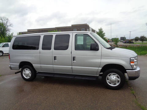 2011 Ford E-Series E-350 SD XLT