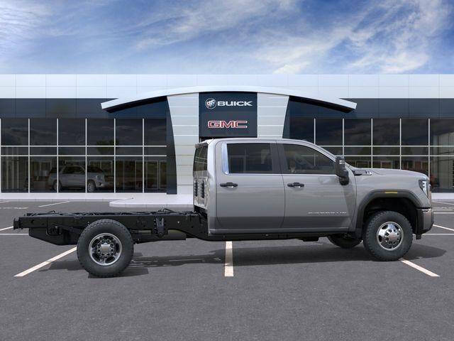 2026 GMC Sierra 3500HD CC Pro