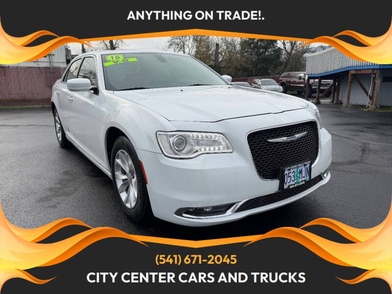 2016 Chrysler 300 Limited