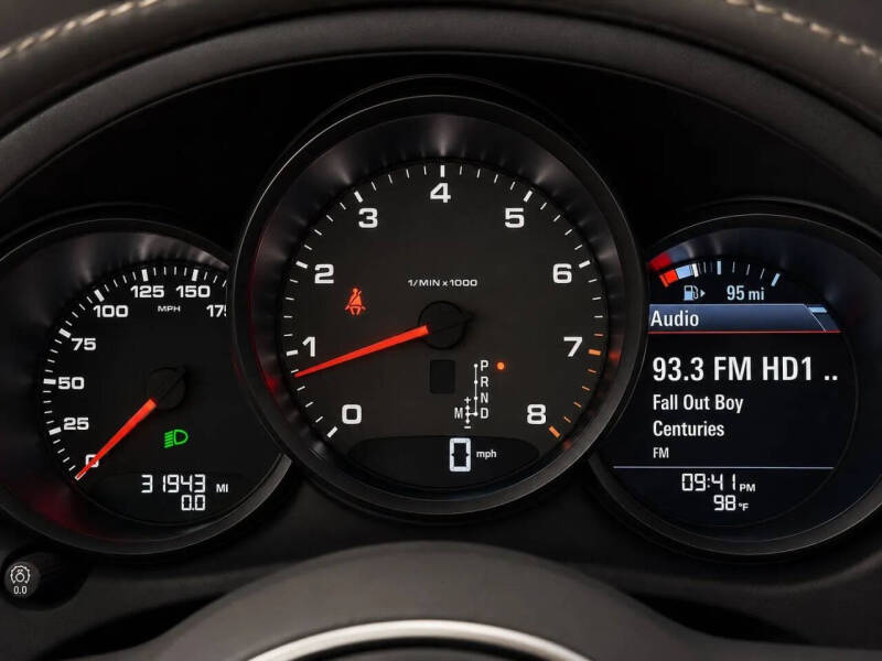 2020 Porsche Macan S