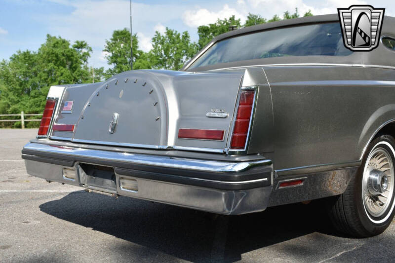 1981 Lincoln Mark VI