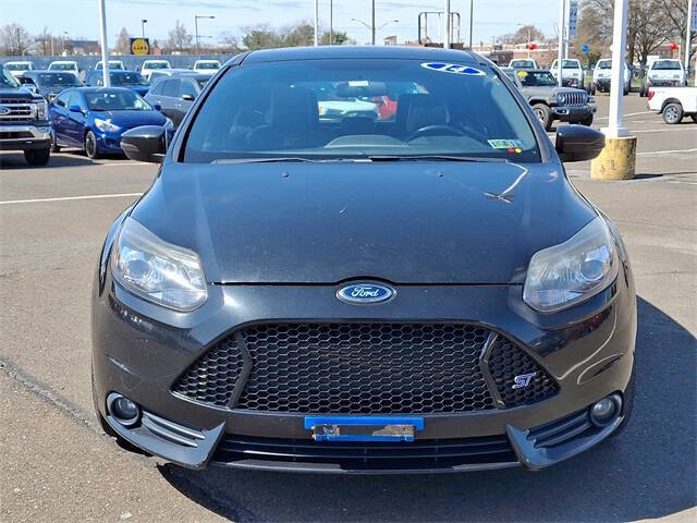 Used 2014 Ford Focus ST with VIN 1FADP3L95EL424696 for sale in Philadelphia, PA