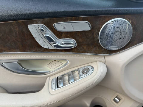 2015 Mercedes-Benz C-Class C 300 4MATIC