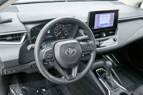 2025 Toyota Corolla Hybrid LE