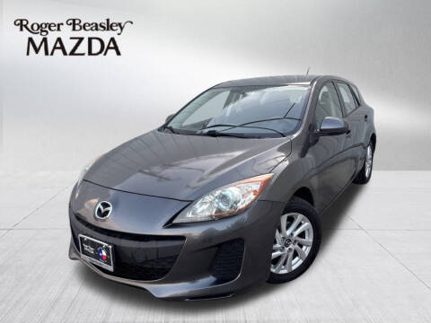 2013 Mazda MAZDA3
