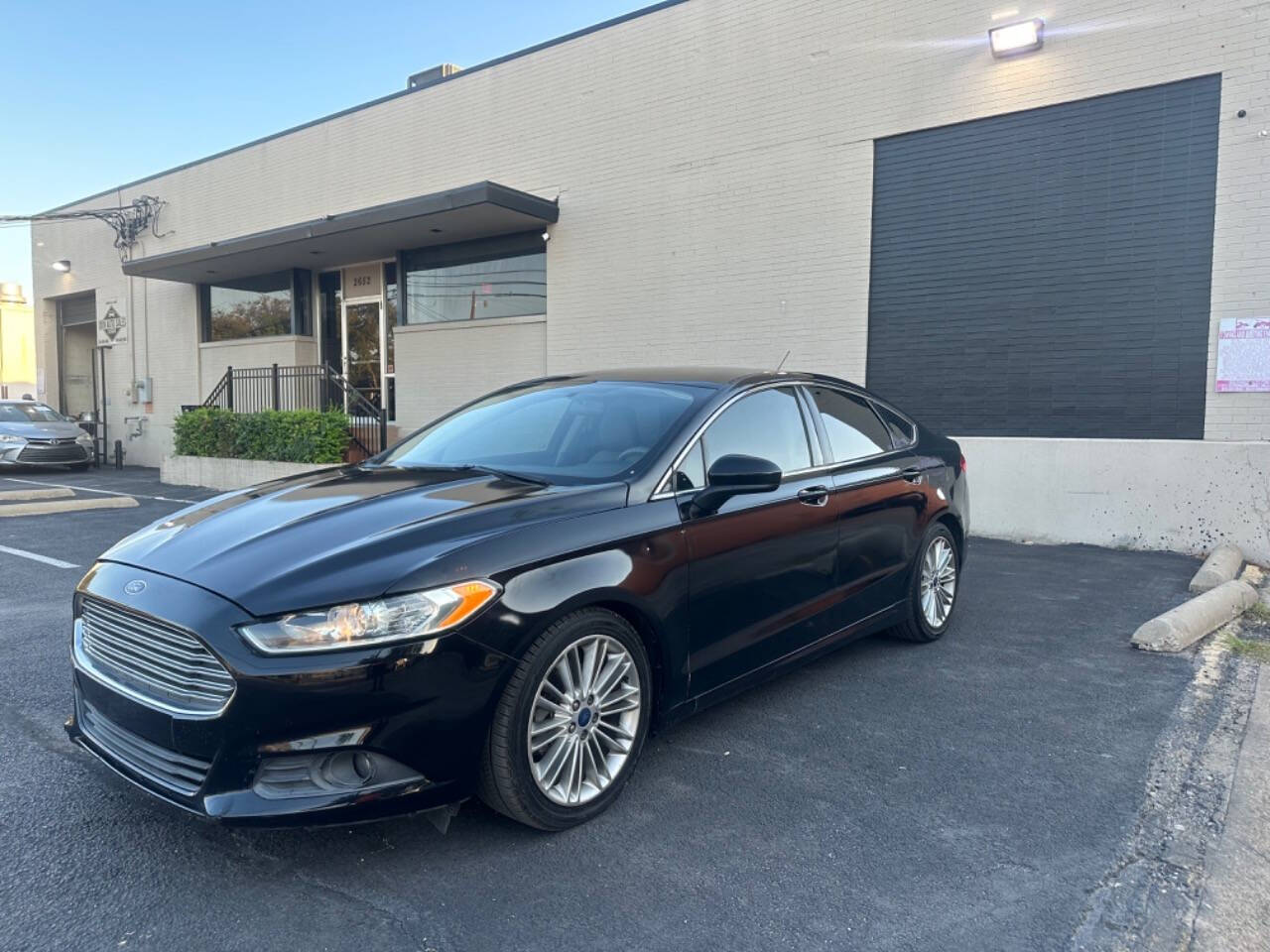 2016 Ford Fusion for sale at Sarenco Auto Inc in Dallas, TX