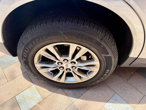 2020 Cadillac XT5 Premium Luxury