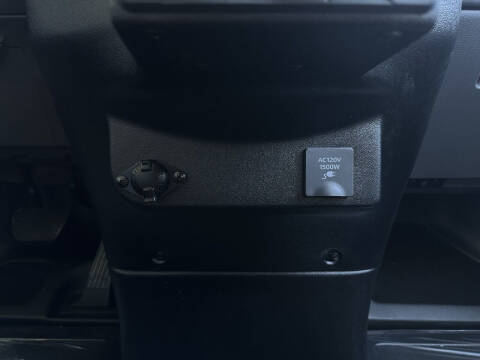 2024 Toyota Sienna XLE 8-Passenger