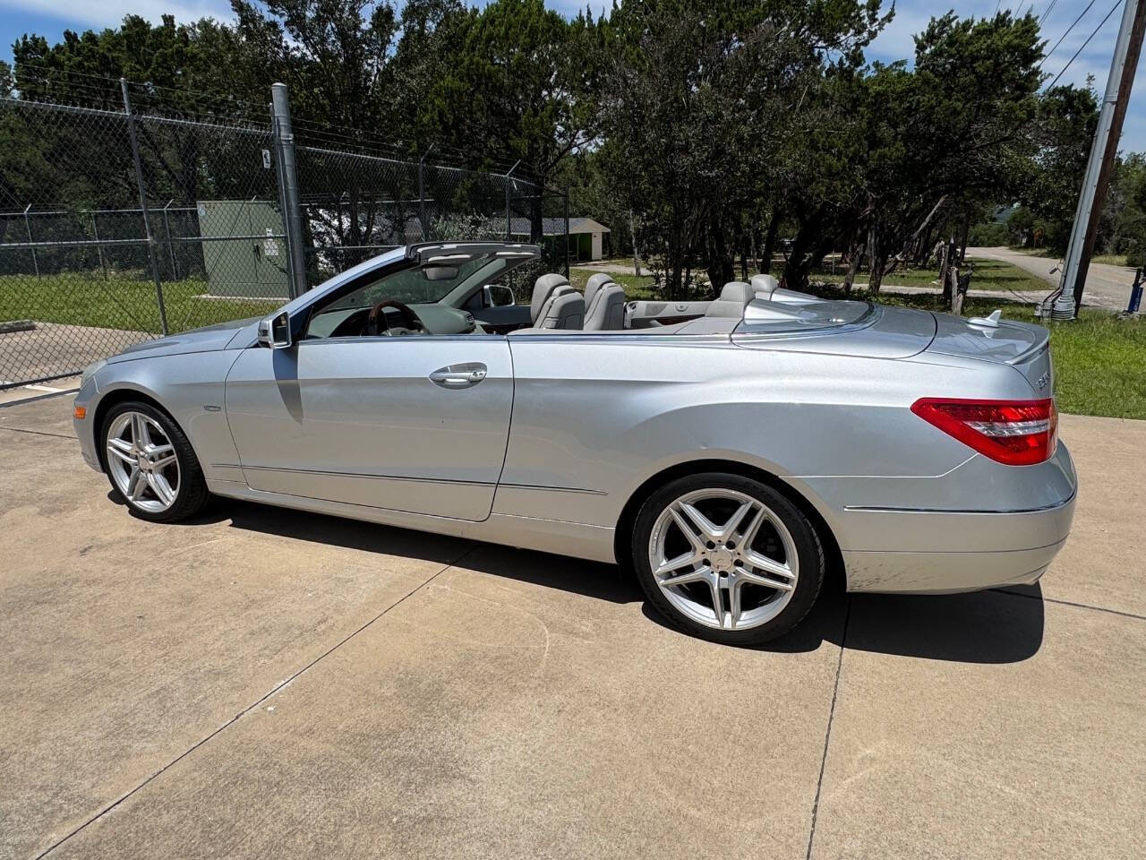 Used Car 2012 Mercedes-benz E-class  E 350 2dr Convertible For Sale Under $12,000 In Austin, Texas