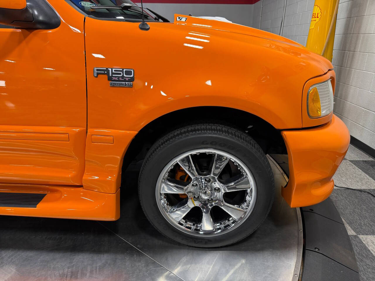 2003 Ford F-150 68
