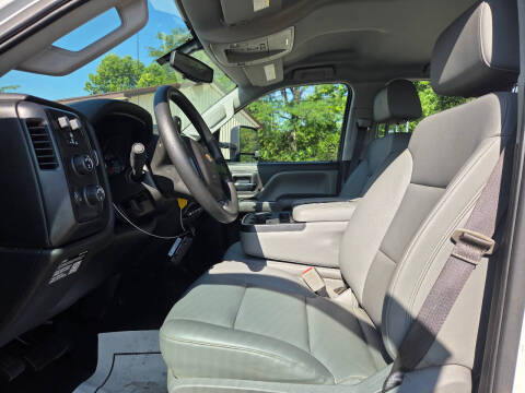 2022 Chevrolet Silverado 5500HD