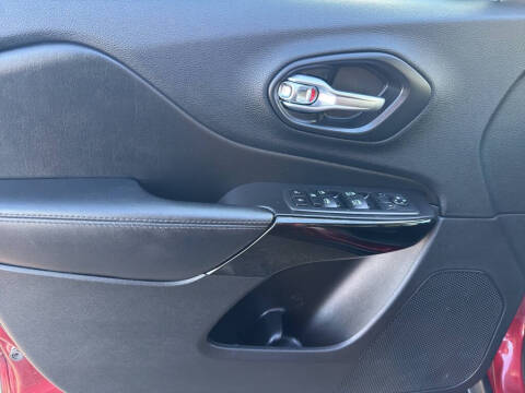 2020 Jeep Cherokee Altitude