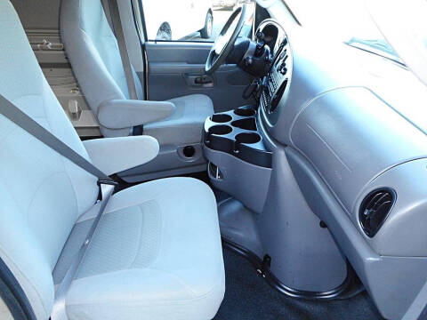 2008 Ford E-Series E-250