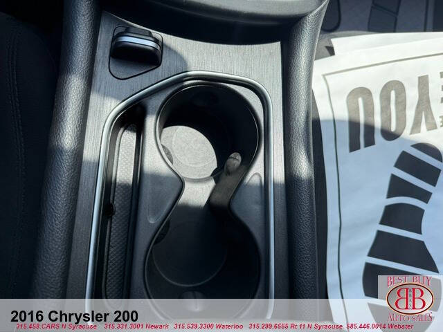2016 Chrysler 200