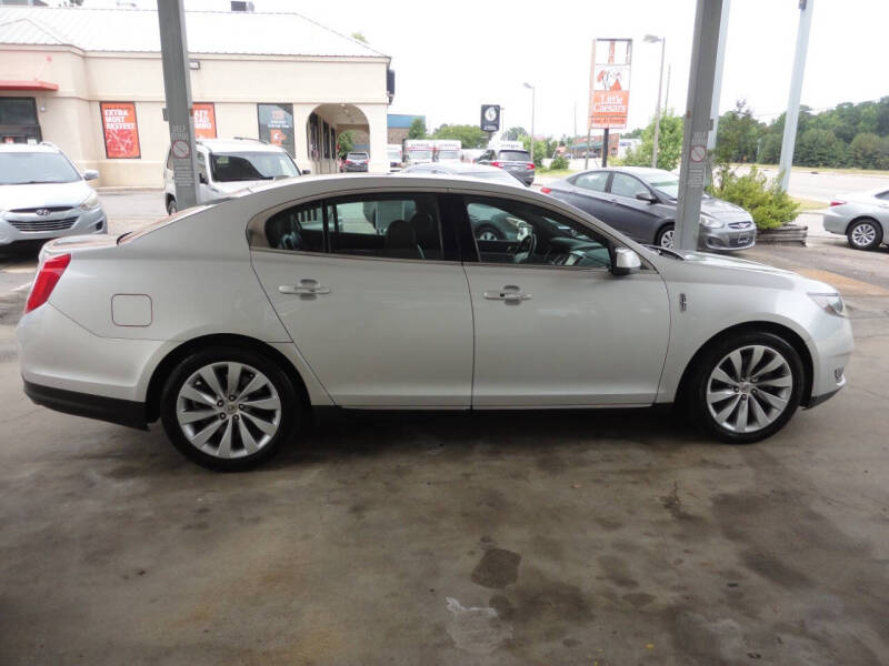 2014 Lincoln MKS