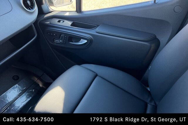 2025 Mercedes-Benz Sprinter