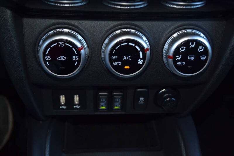 2025 Mitsubishi Outlander Sport LE