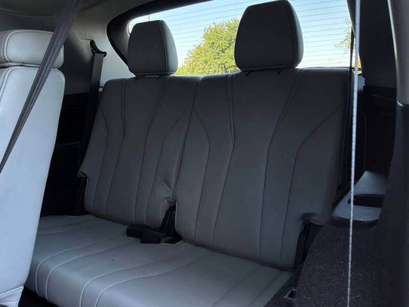 2022 Acura MDX w/Tech