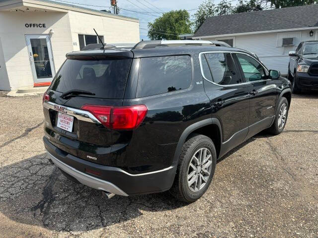 2017 GMC Acadia SLE-2